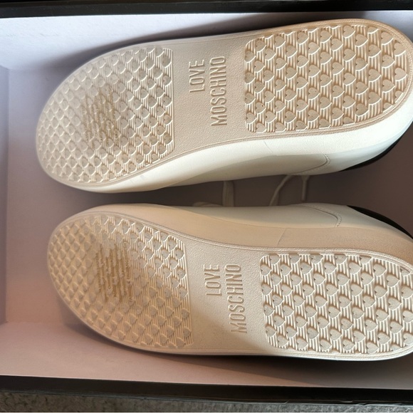 Love Moschino Heart Low Top Sneaker - Picture 4 of 4